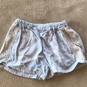 Flowy shorts